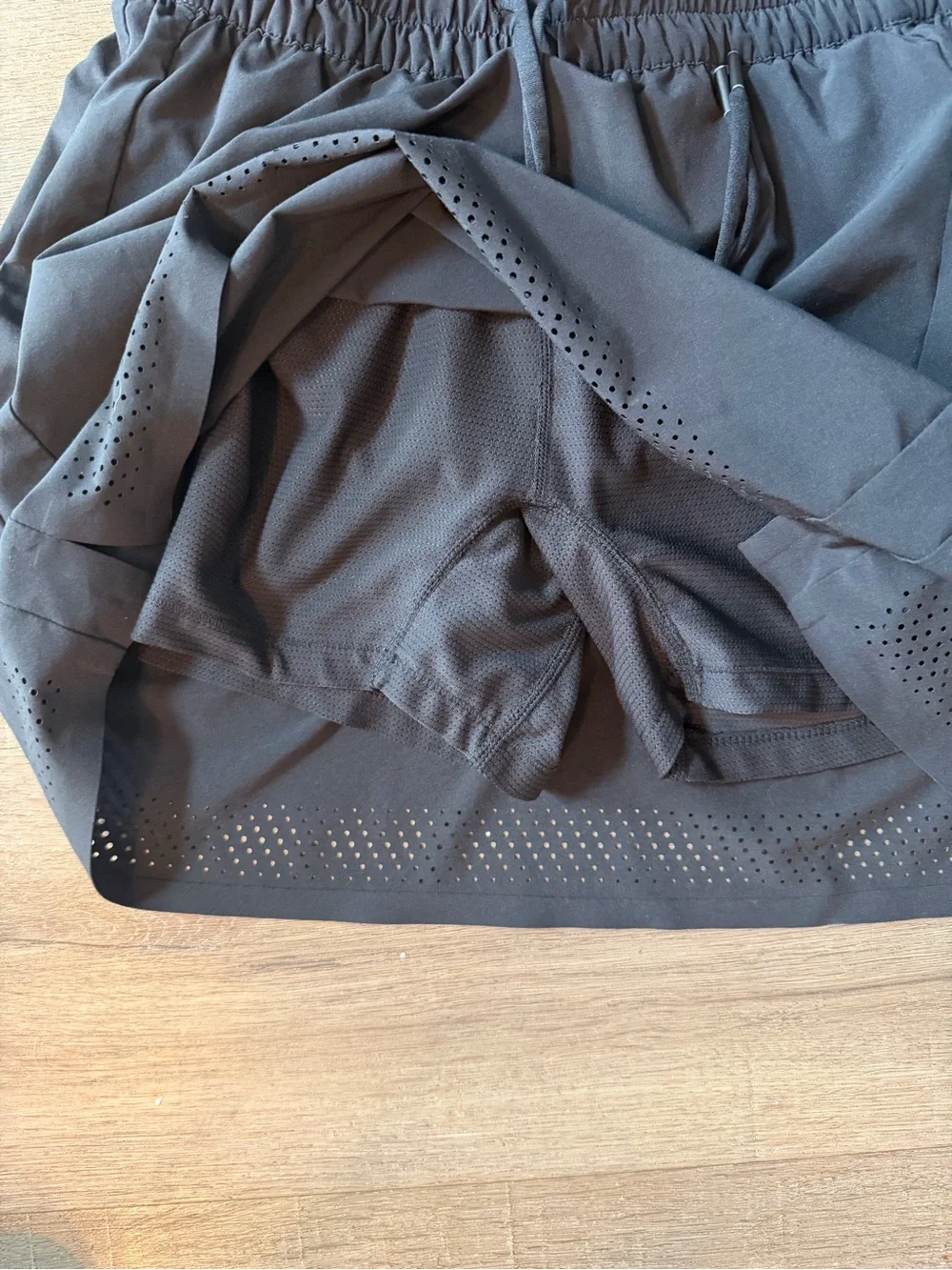 Athleta line skirt